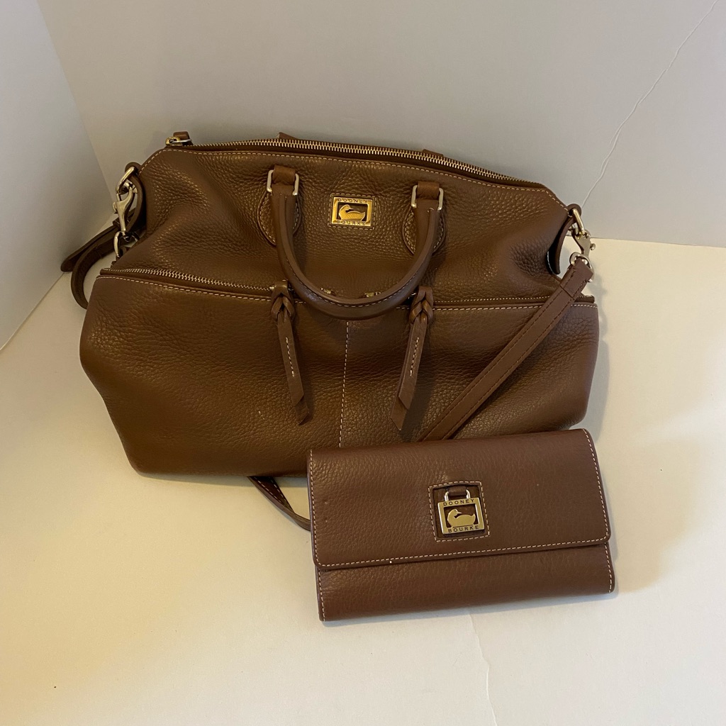 Dooney & Bourke Bundle